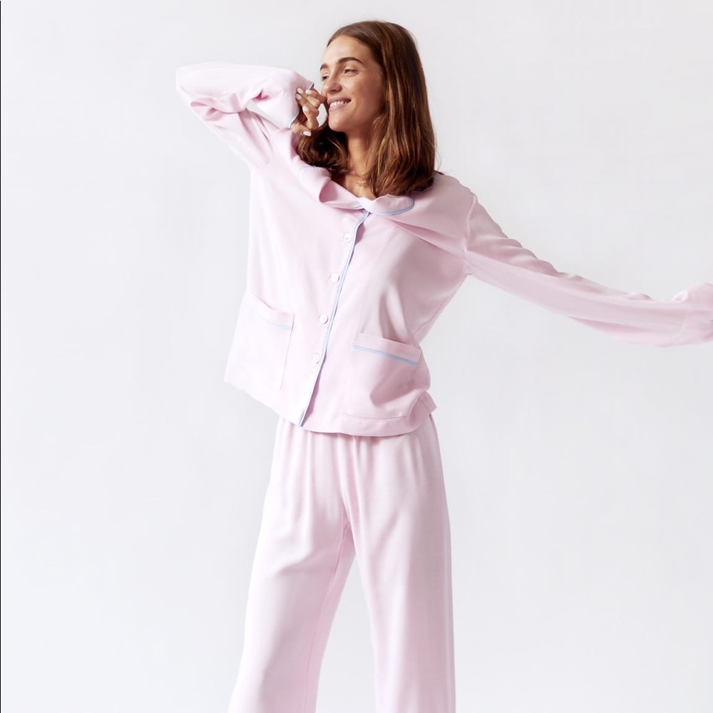 Sleeper Party Pajama Set in I’m Tickled Pink. Sz M.
